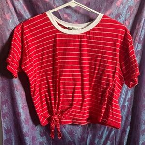 Charlotte Russe tied and cropped tee